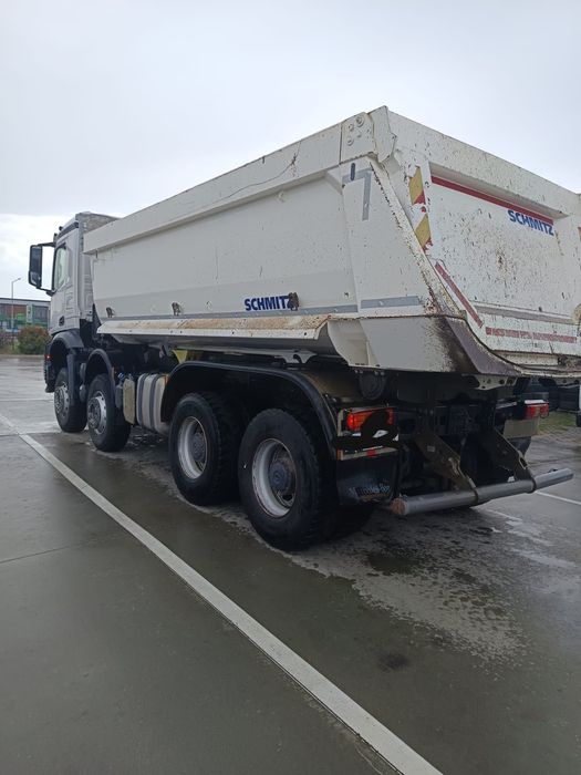 Vand autobasculanta Mercedes Arocs 5 4142K