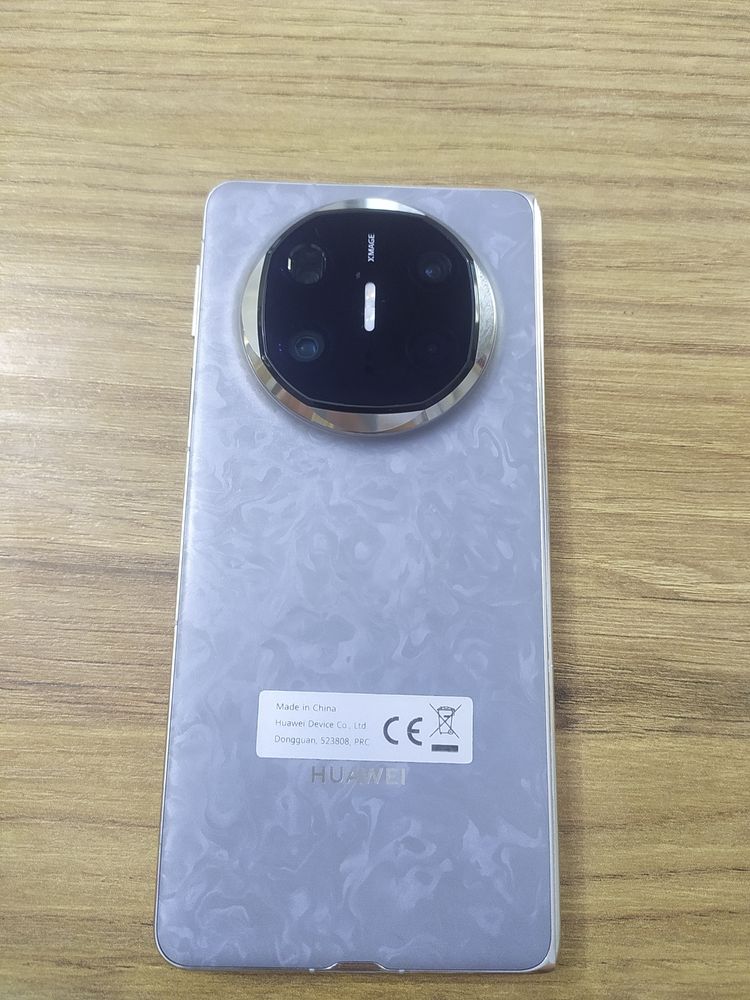 Huawei  mate x6 holati ideal