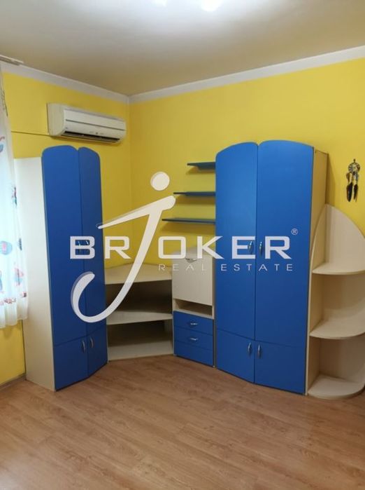 Продава се Къща в Кърджали, Център - 77 кв.м за 1754 €/кв.м - Снимка #9