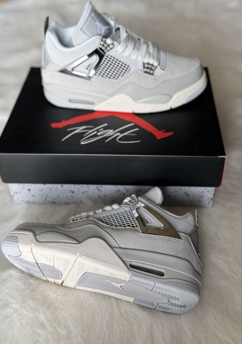 Air Jordan 4 Retro Frozen Moments Full Box