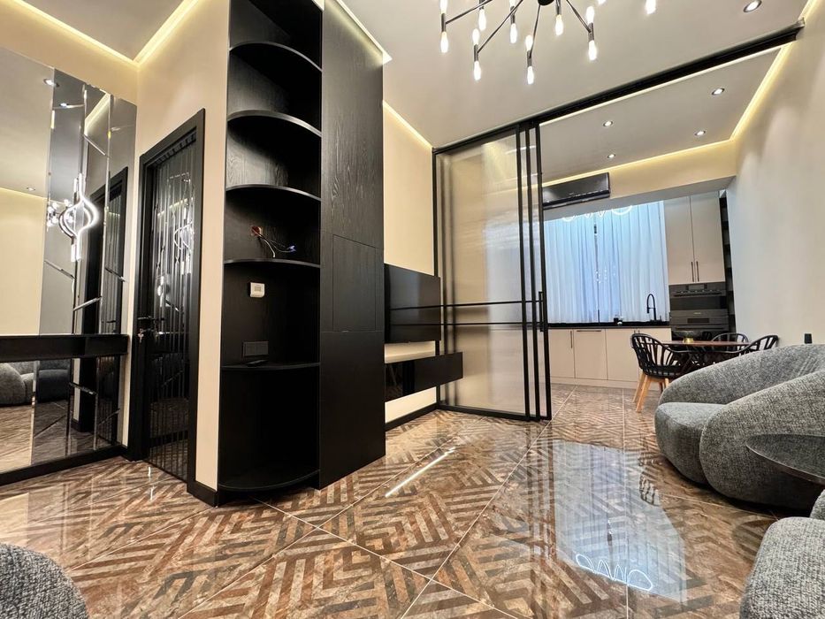 Darkhan Avenue Продается 2 комнатная квартира ремонт Мирзо-Улугбек
