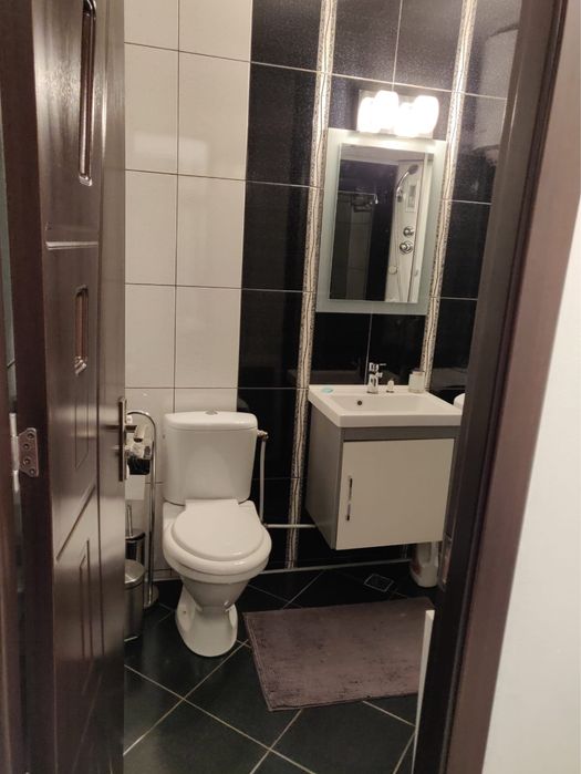 Garsoniera de inchiriat!