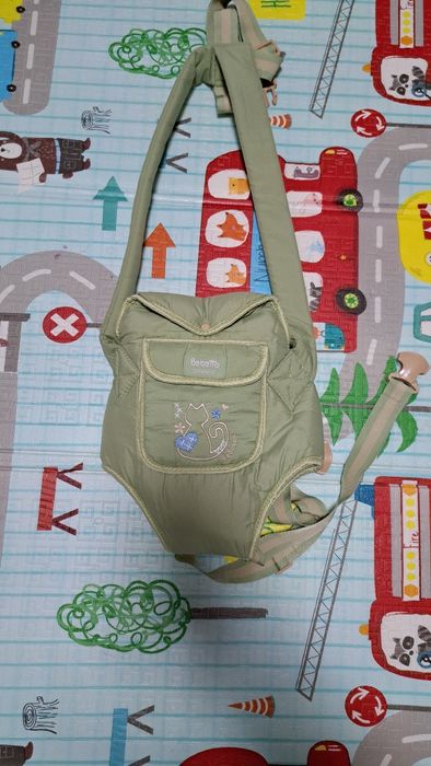 Продам кенгуру.В хорошем состоянии.