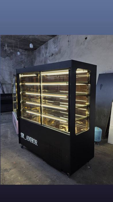 Холодильник витрина