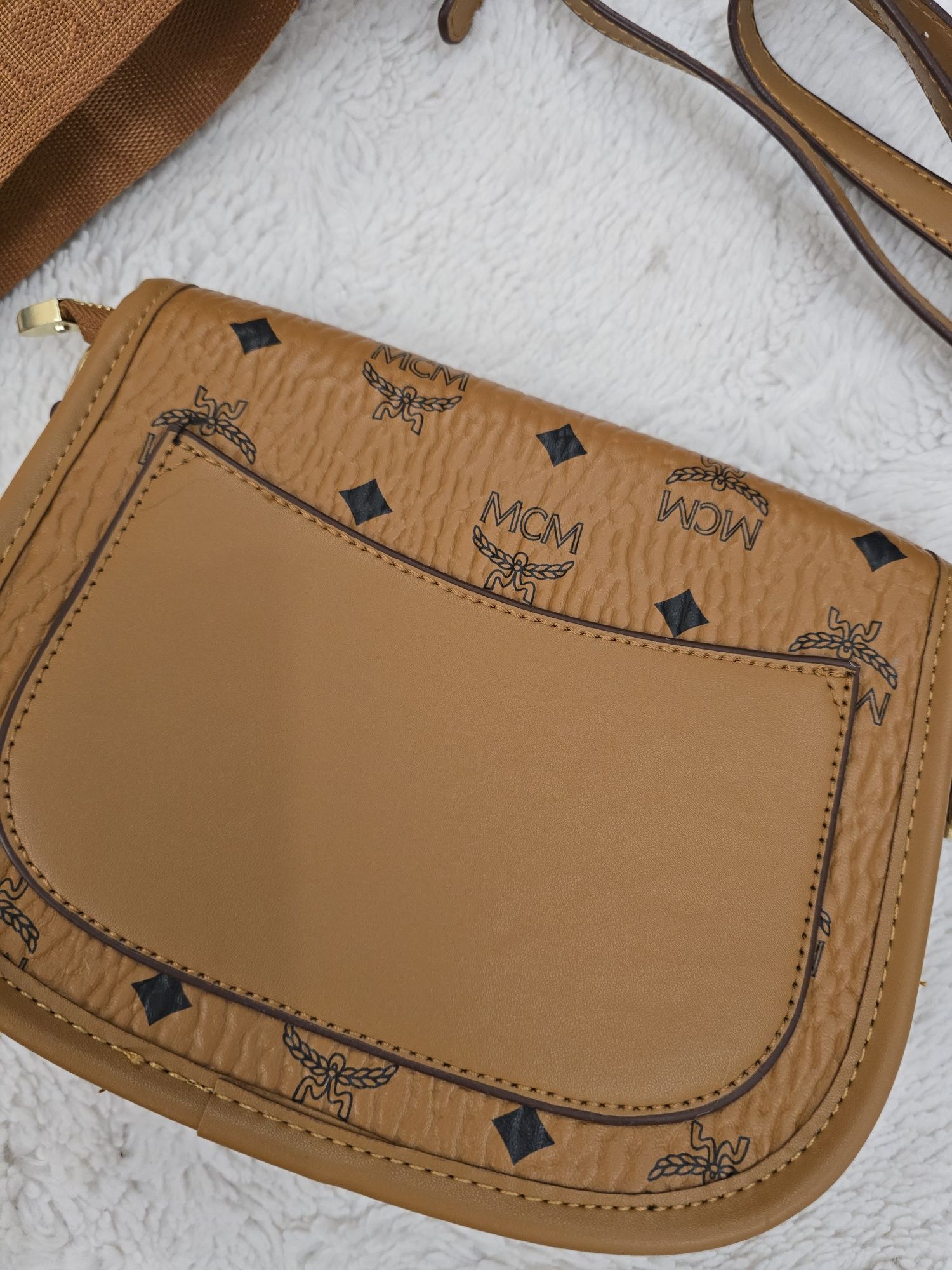 Дамска чанта MCM