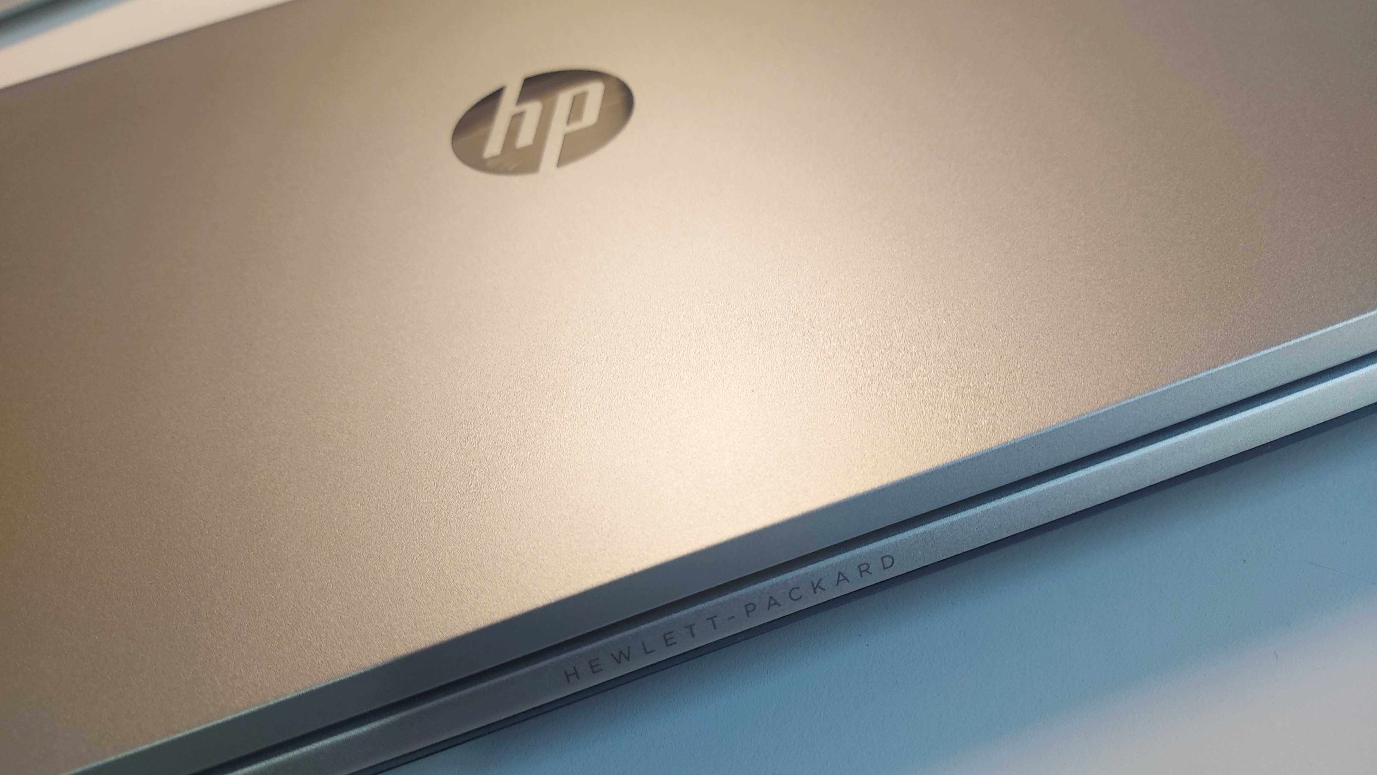 HP Envy 5-J122er Silver