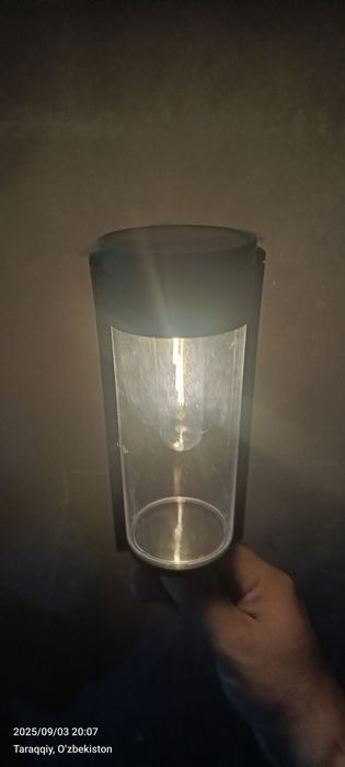 Solnichniy svitilnik. Balandligi 60 sm. Quyoshdan zaryat oladi