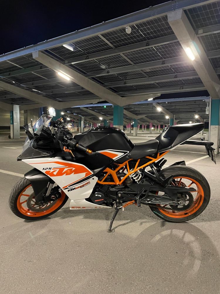 KTM RC 125 2016 A1