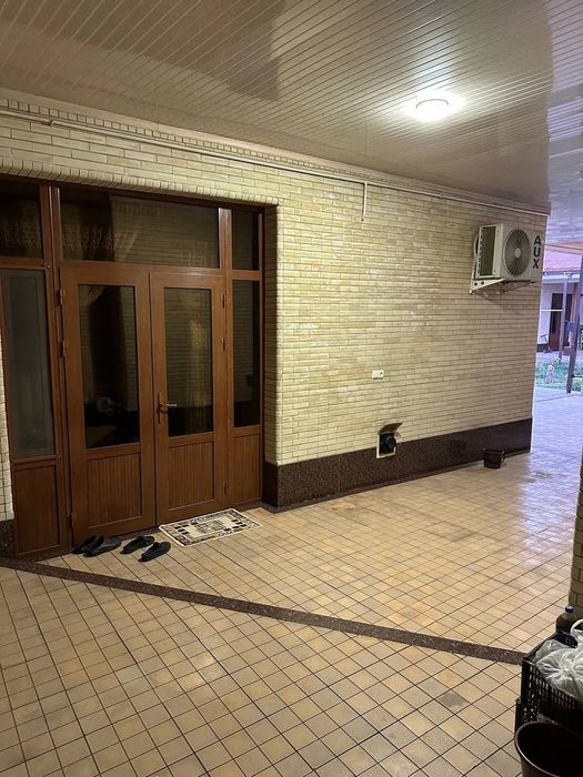 Продаётся Дом из  6 комнат