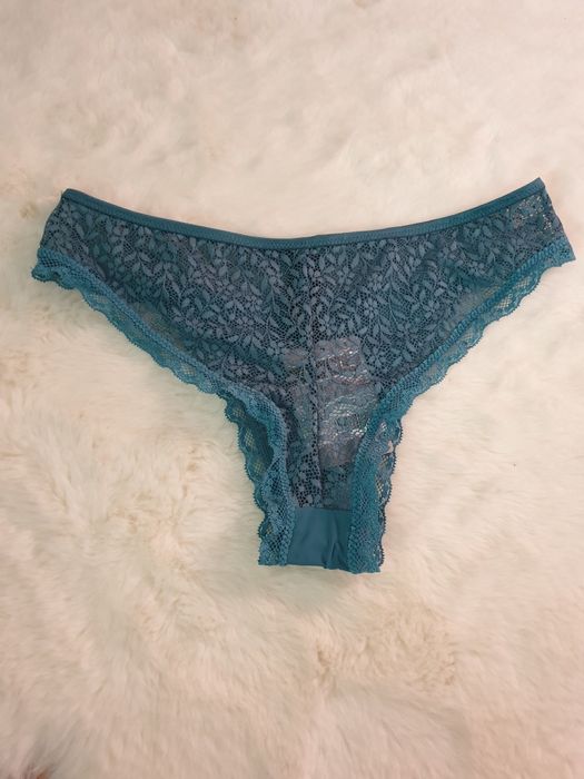 Set lenjerie Lovable cu etichetă