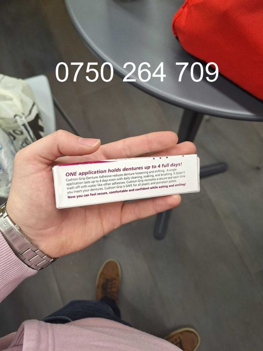 Cushion Grip 28 grame, fixare extra puternică până la 4 zile.