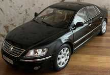 VW Phaeton, Autoart, Maщаб 1:18