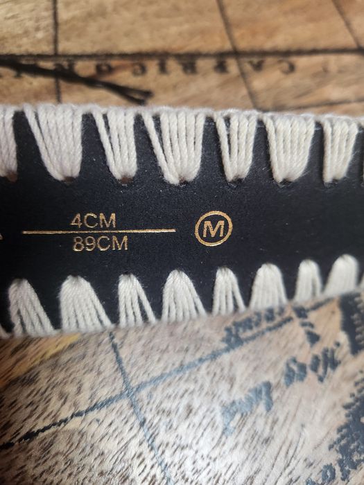 Колан от естествена кожа на PINKO