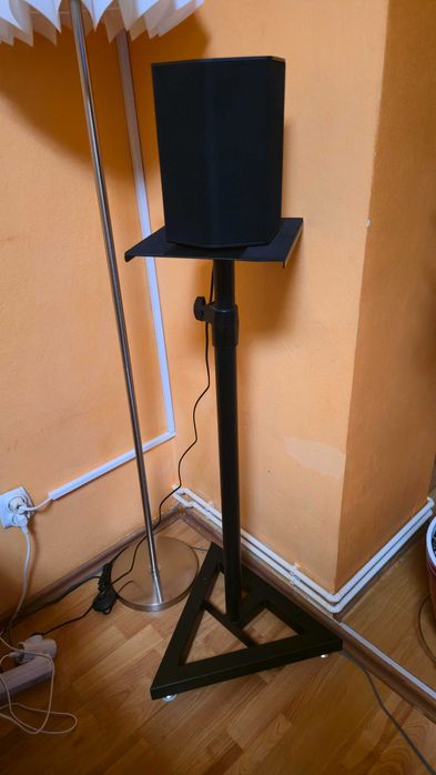 Suporturi pentru boxe din otel, reglabile pe inaltime! OFERTA!