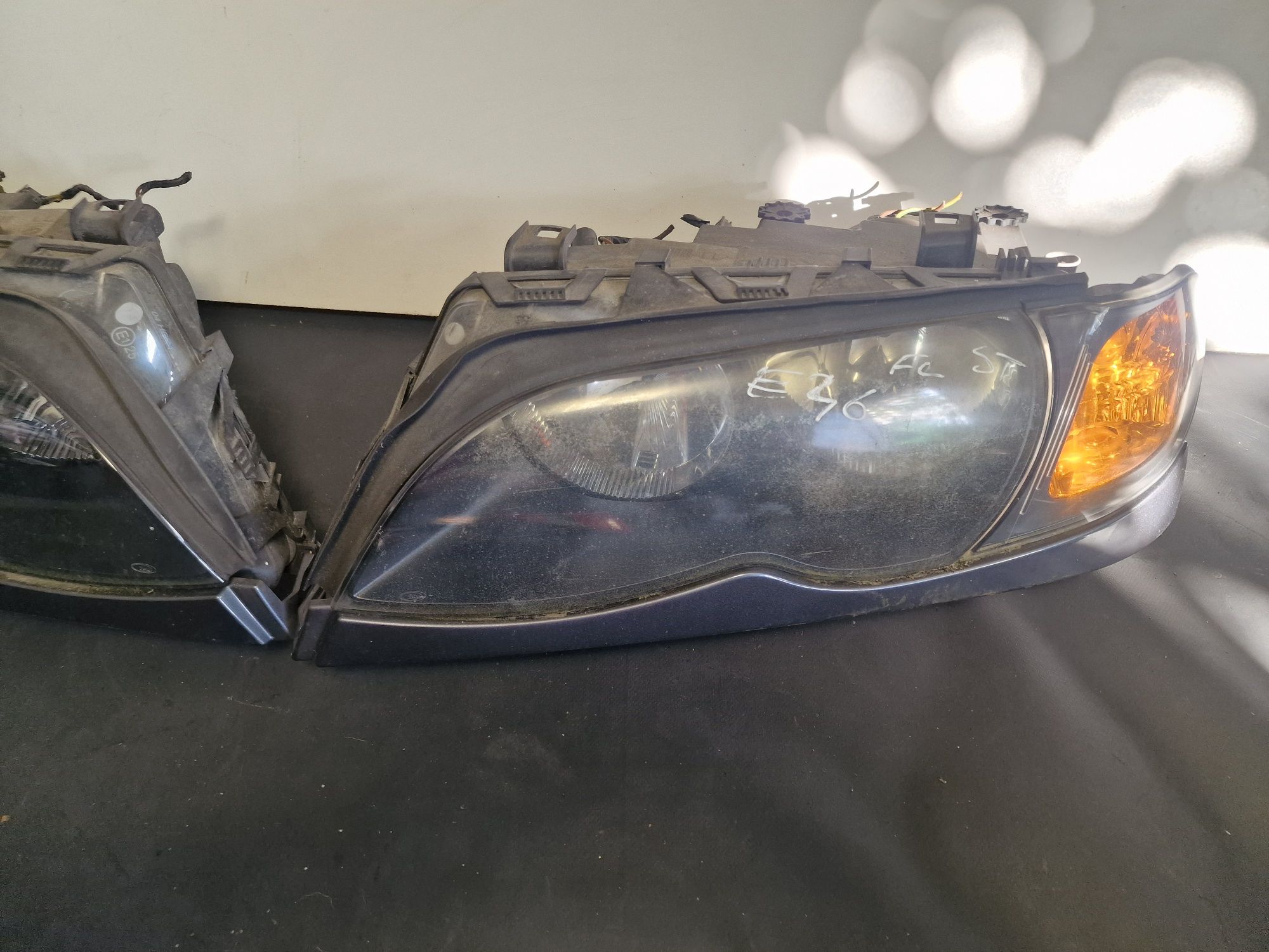 Far/Faruri complecte  Bmw 3 E46 Facelift an 2001-2005