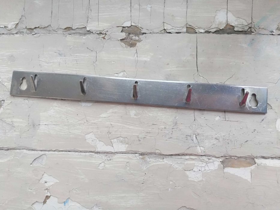 Вешалка настенная нержавейка + в подарок вешалки для вещей