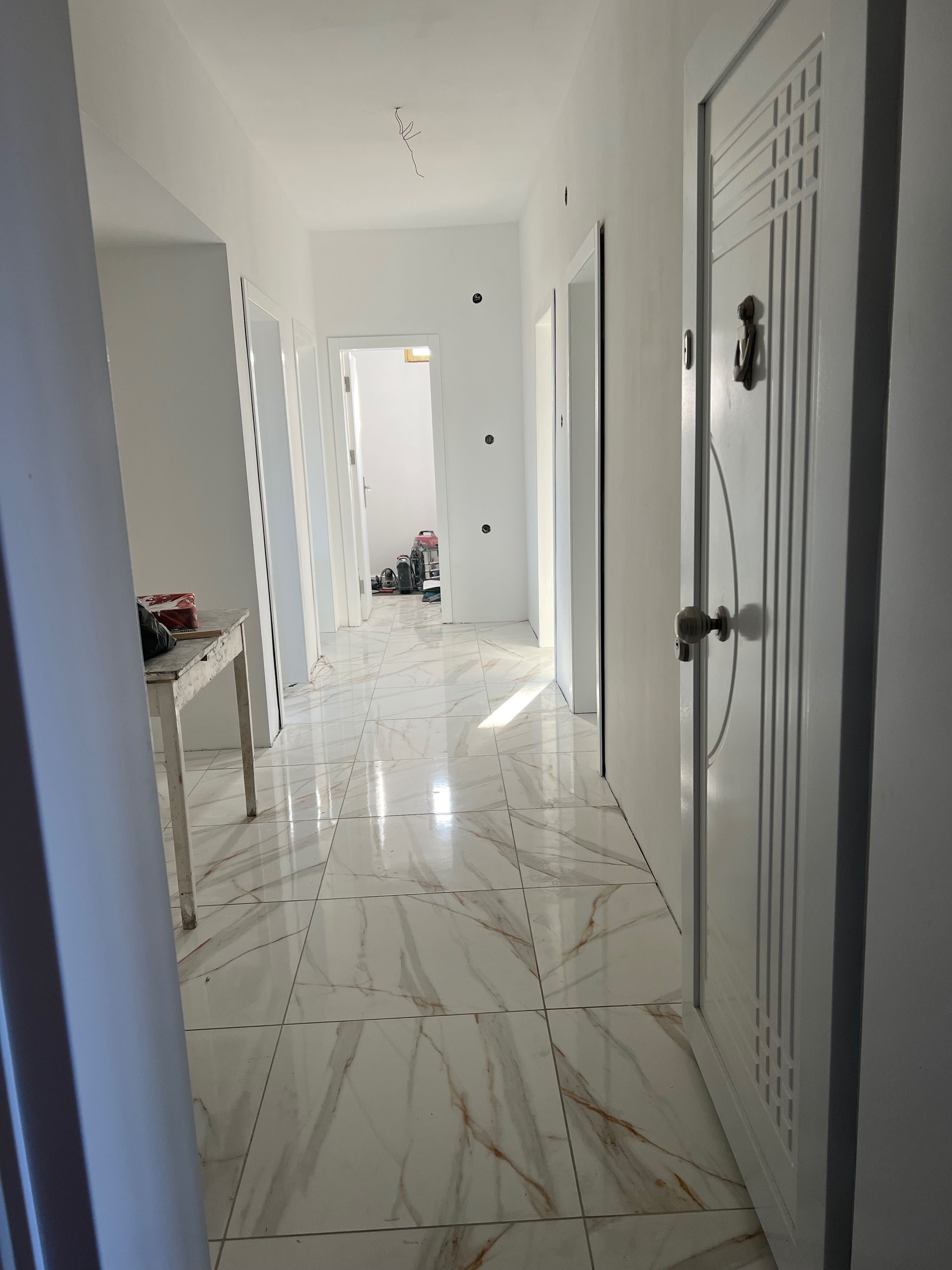 Панорамен,многостаен апартамент,на 50м.- детска градина,хр.магазин