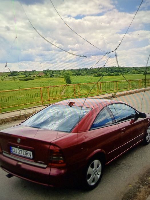 Vand opel bertone conduce bine