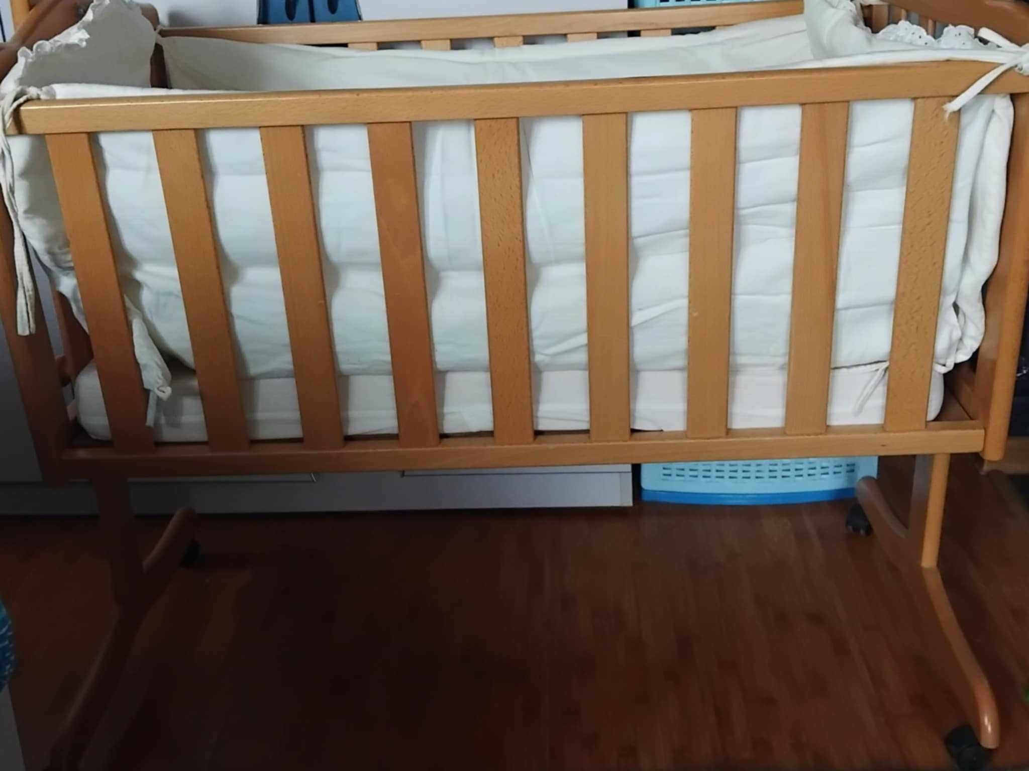 Pătuț..căruț și premergător bebe