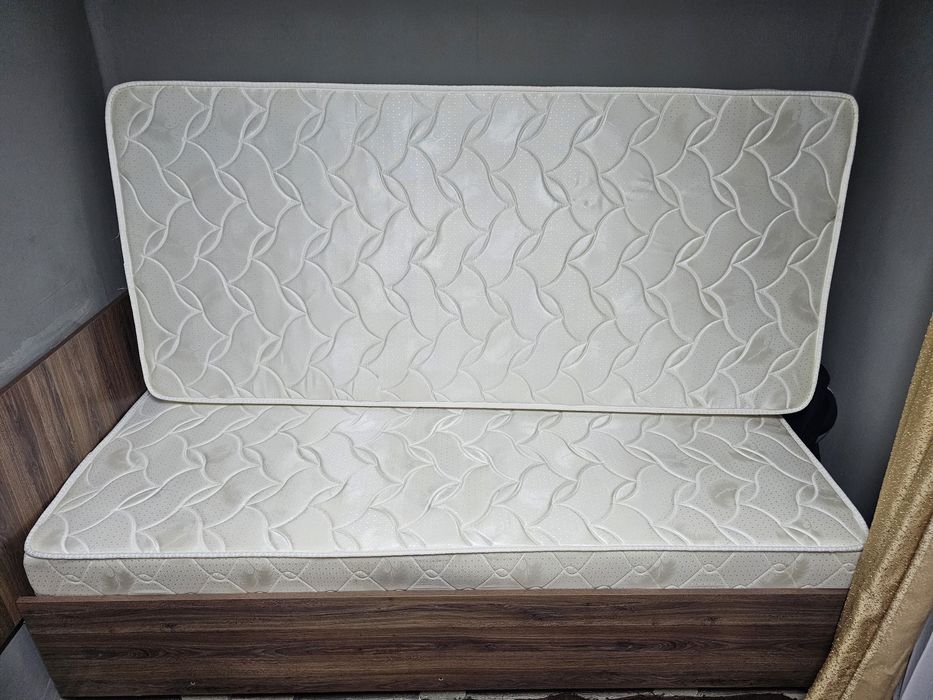 Продам матрасы 90×200