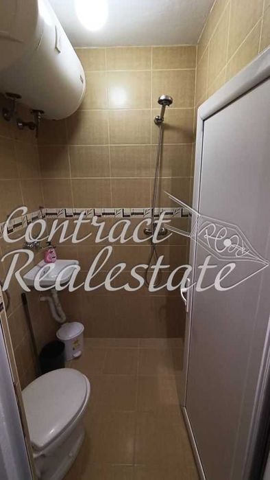 Дава се под наем Едностаен апартамент в Варна, Гръцка махала - 17 кв.м за 153 € - Снимка #3