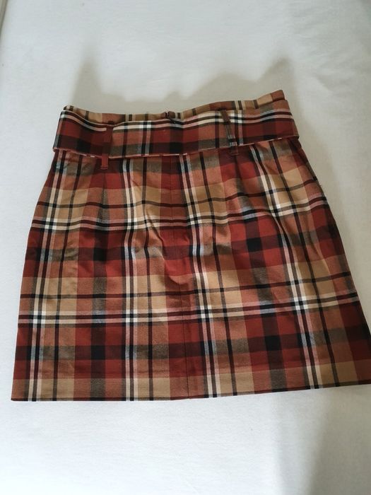 Fusta scurta talie inalta Mango