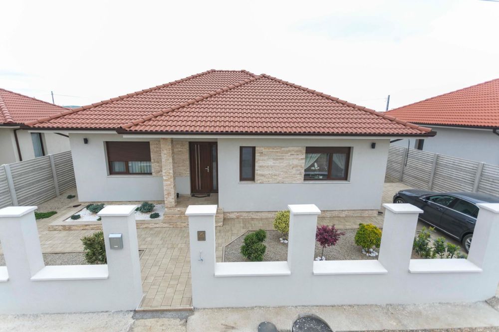 Casa/Case de vanzare in Santandrei Sofyan Residence