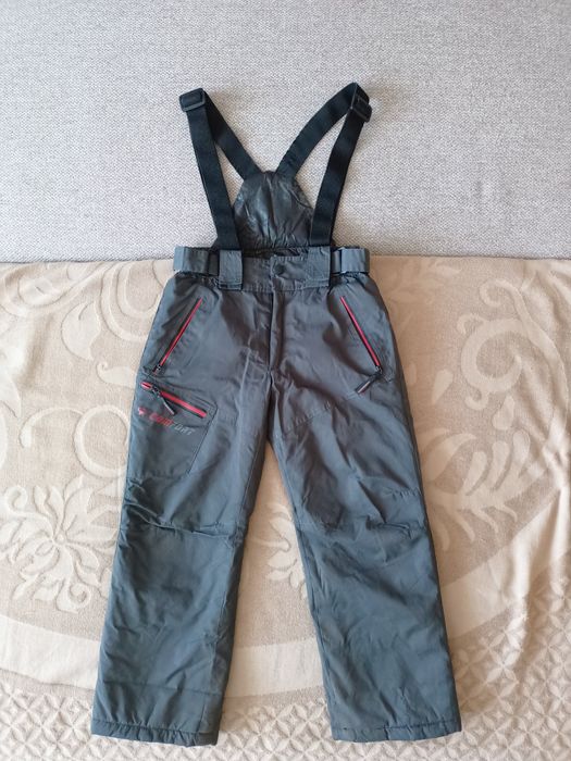 Продам теплые штаны на мальчика