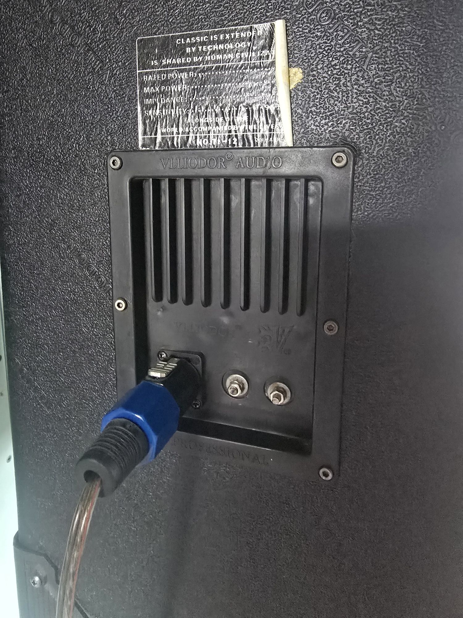 De vânzare boxe + Mizer amplificat