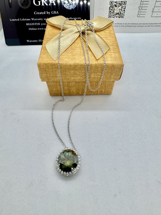 Сребърно колие с мойсанит (Диамант) 5 карата