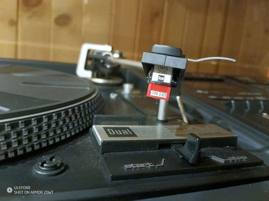 Грамофон Dual Disco Carnegie 5003