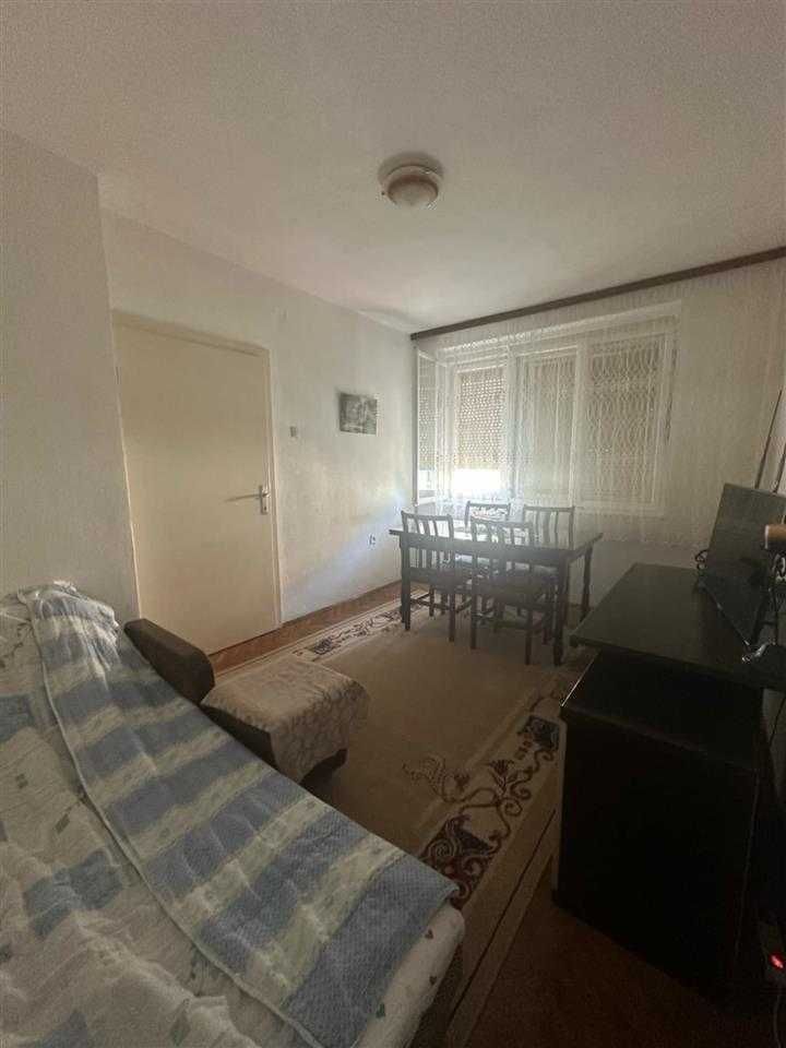 Дава се под наем Двустаен апартамент в Пловдив, Каменица 2 - 56 кв.м за 219.3 € - Снимка #1