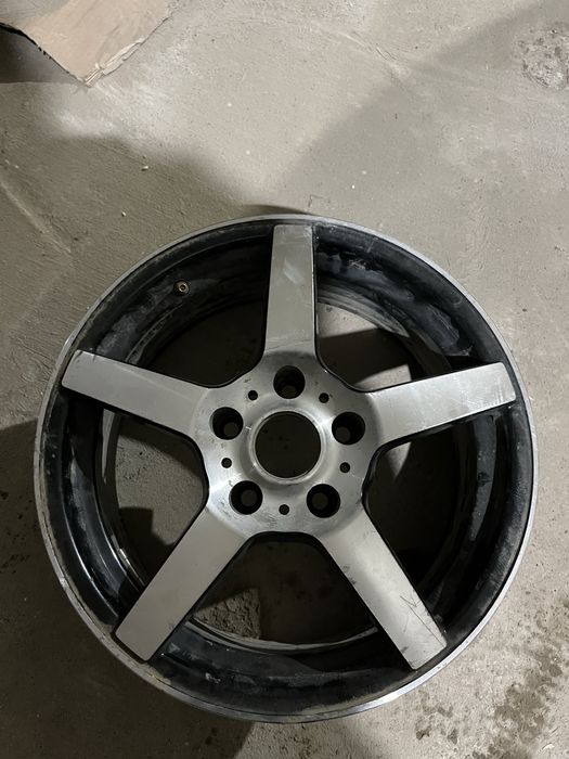 Титановый диска на авто