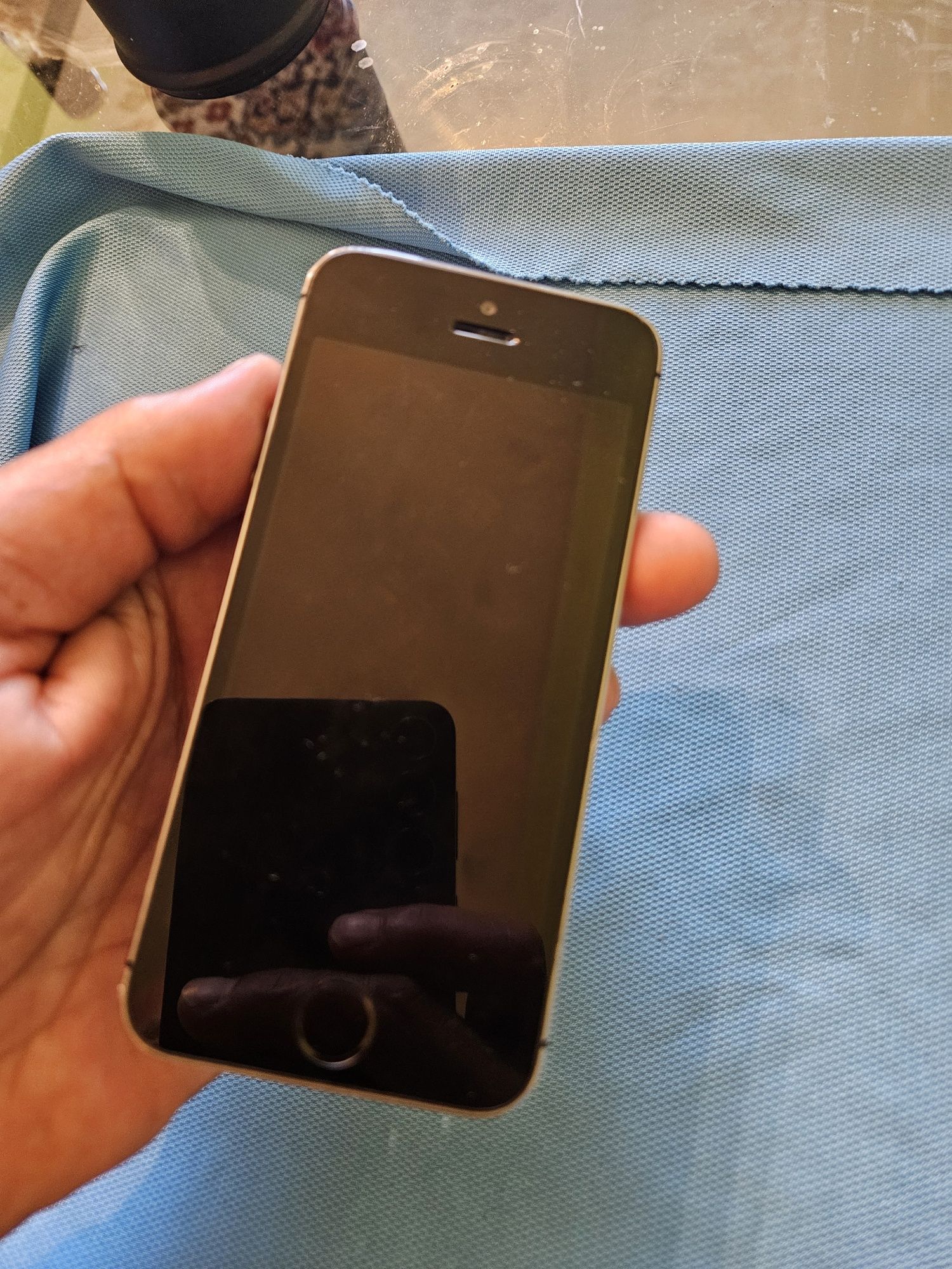 iPhone 5 без зарядно
