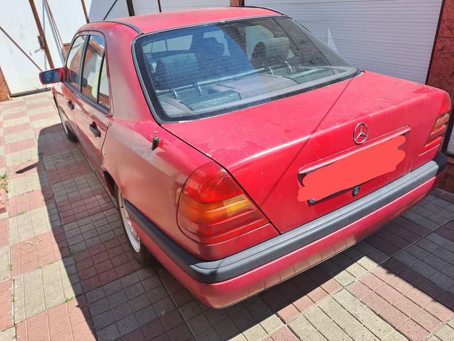 Vand urgent  mercedes c180 w202 1994