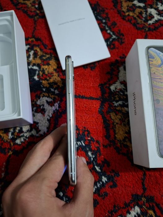 Айфон Xs 1 млн 200 минг сум келишамиз