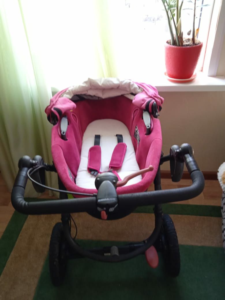 Продам коляску 2 в 1 bebeconfort