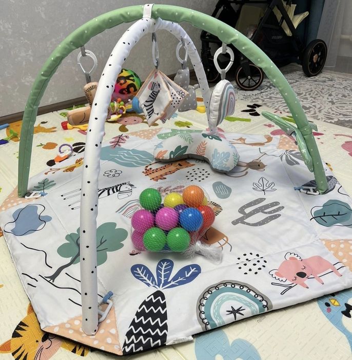 Продам игровой-развивающий коврик