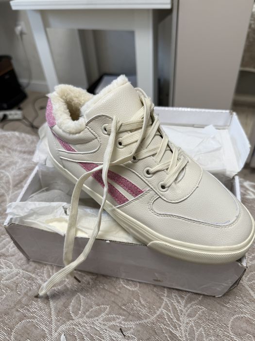 Кожанная обувь зимняя осеняя