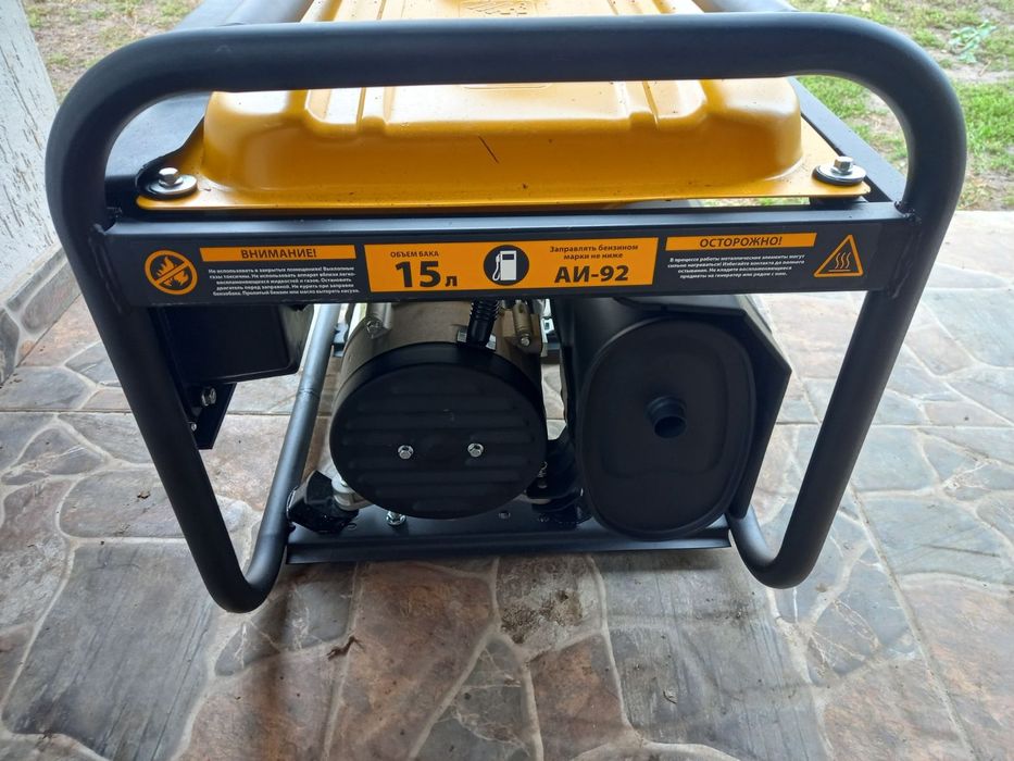 Бензинов генератор за ток