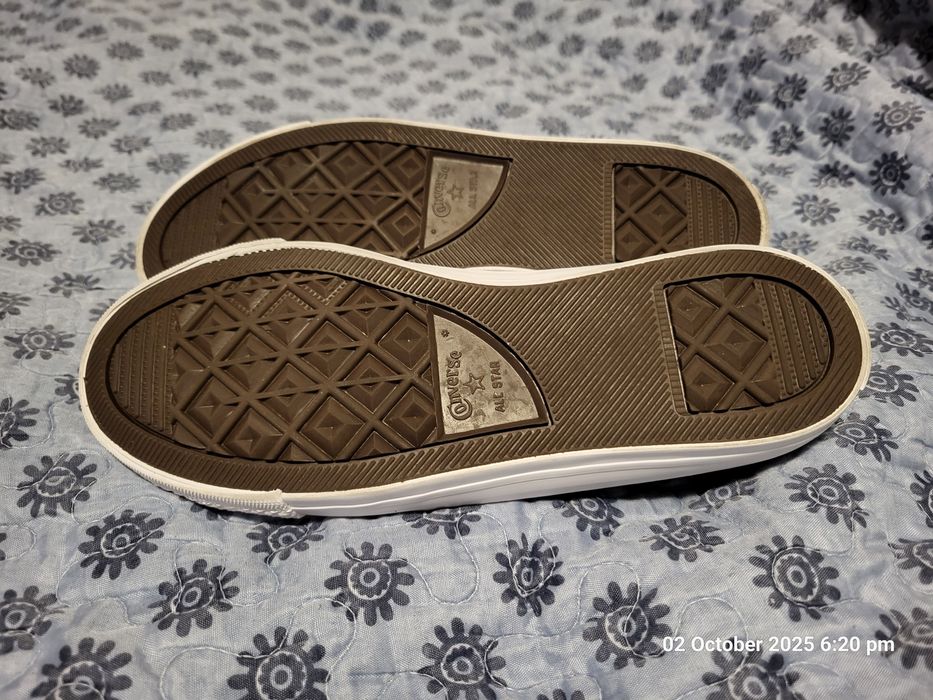 Teneși Converse măsura 36