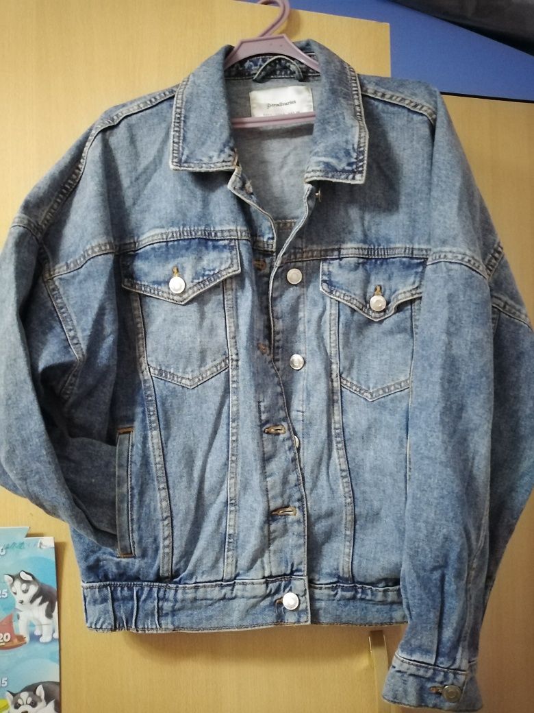 Джинсовая куртка stradivarius
