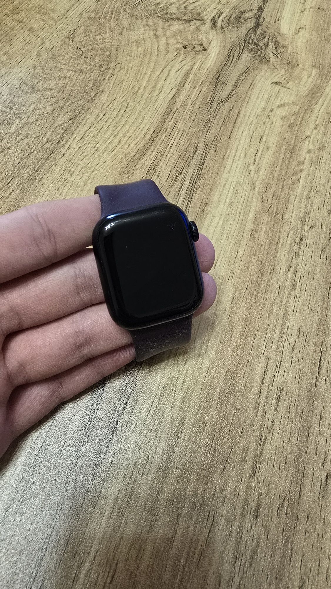 Apple Watch Series 7 / 41mm / Solo Loop
