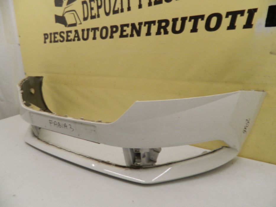 Bara fata Skoda Fabia 3 facelift, 2019, 2020, 2021, 2022,  cod origine 6V0807221F.