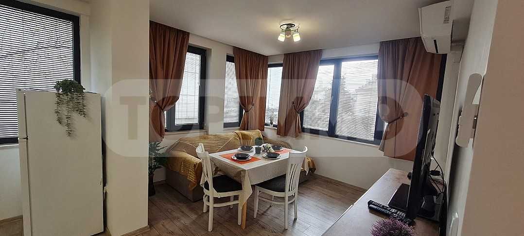 Дава се под наем Тристаен апартамент в Варна, Общината - 85 кв.м за 765 € - Снимка #2