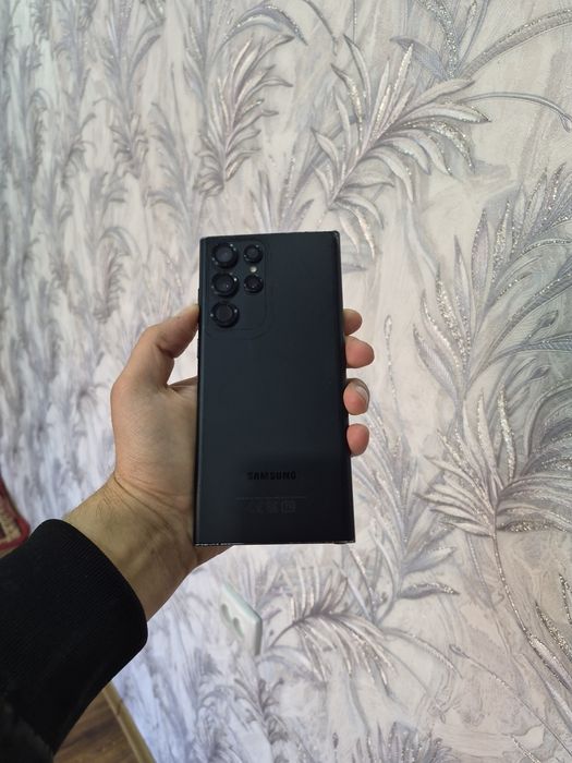 Srochno Samsung S22 Ultra 2sim 12/256g  sotiladi