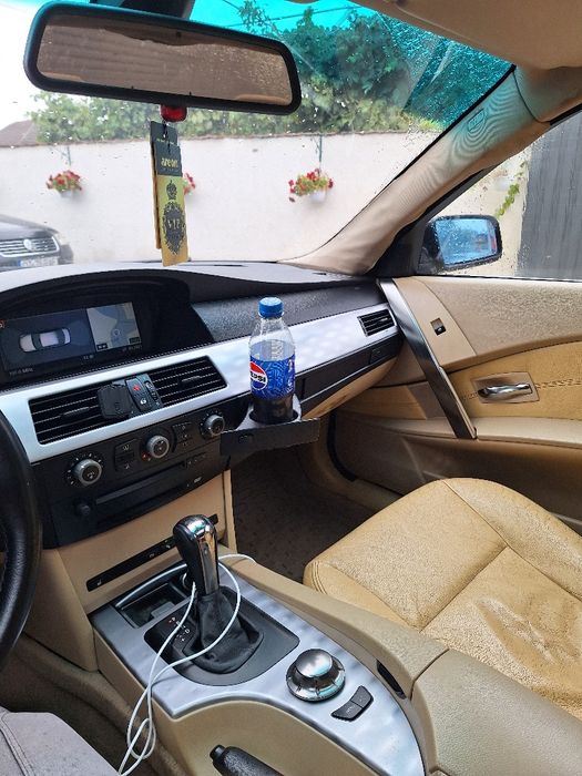 Vând BMW E60 automat