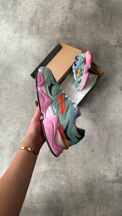 Adidasi New Balance 9060 Noi din piele !!! Marimi 36/40 !!!