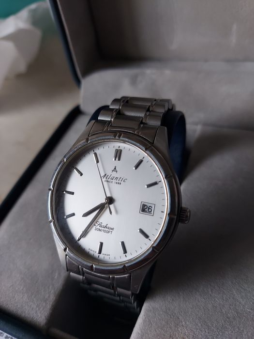 Ceas elegant elvețian Atlantic Seabase quartz,baterie noua,impecabil