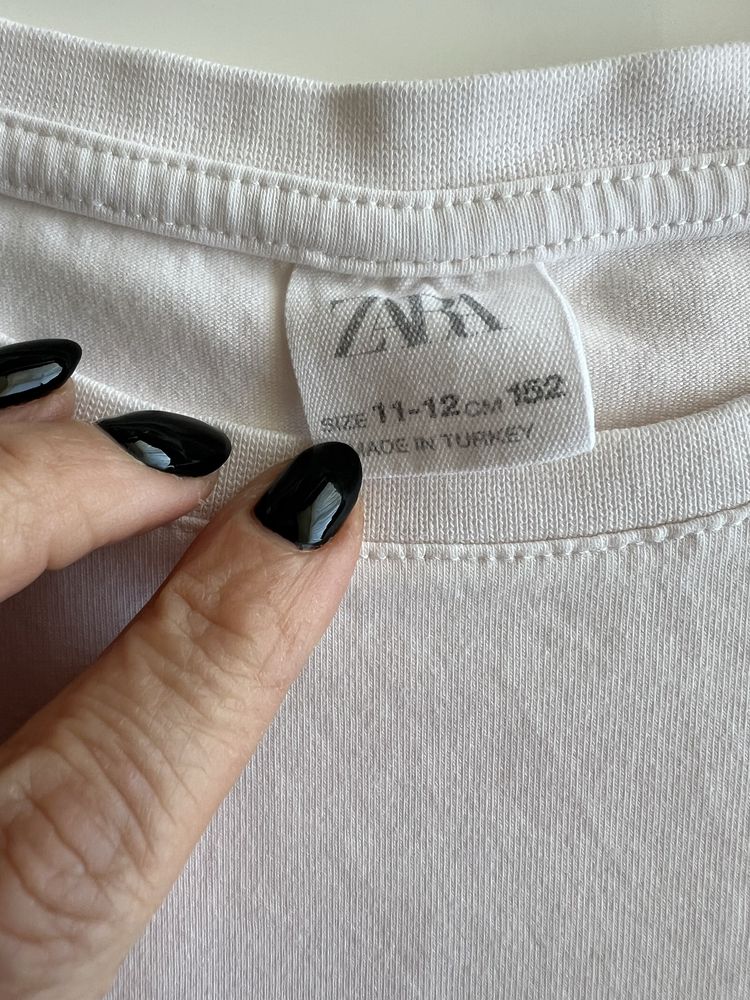 Тениска Зара за 10 г
